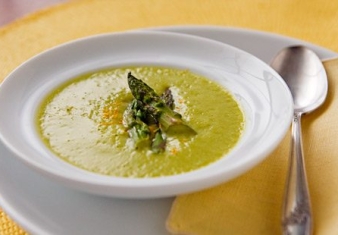 Asparagus and Roast Garlic Soup