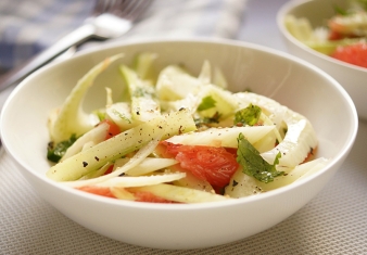 Fennel, Pink Grapefruit and candied Walnut Salad